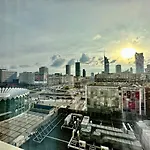 Apartment View Metro Wifi 1gb 80'tv Netflix Disney+ Hbo