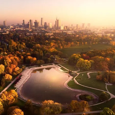 Apartment View Metro Wifi 1gb 80'tv Netflix Disney+ Hbo Warsaw