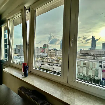 View Metro Wifi 1gb 80'tv Netflix Disney+ Hbo Apartment