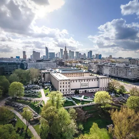 View Metro Wifi 1gb 80'tv Netflix Disney+ Hbo Apartment