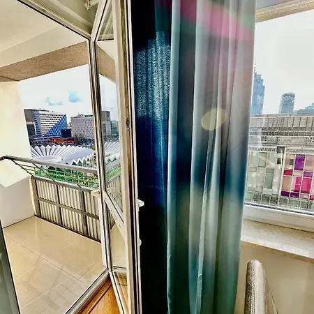 View Metro Wifi 1gb 80'tv Netflix Disney+ Hbo *