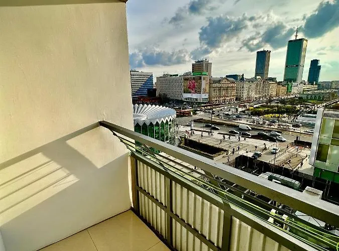 View Metro Wifi 1gb 80'tv Netflix Disney+ Hbo Apartment