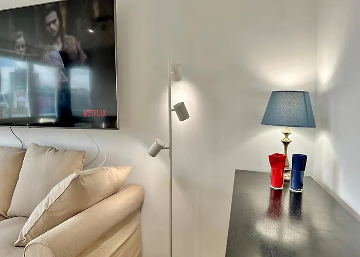 Apartment View Metro Wifi 1gb 80'tv Netflix Disney+ Hbo *