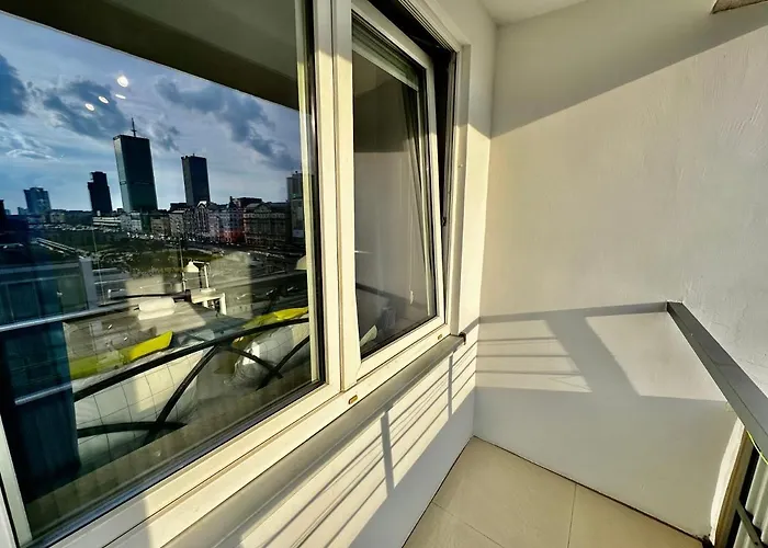 Apartment View Metro Wifi 1gb 80'tv Netflix Disney+ Hbo *