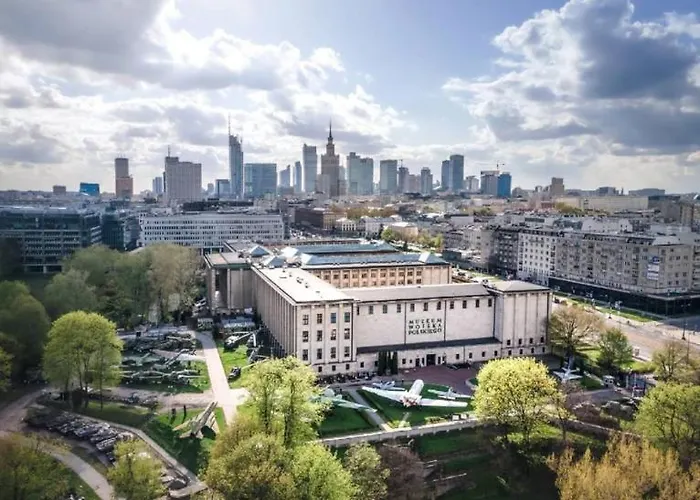 View Metro Wifi 1gb 80'tv Netflix Disney+ Hbo Apartment