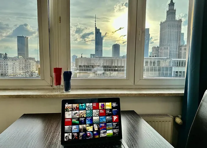 Apartment View Metro Wifi 1gb 80'tv Netflix Disney+ Hbo Warsaw