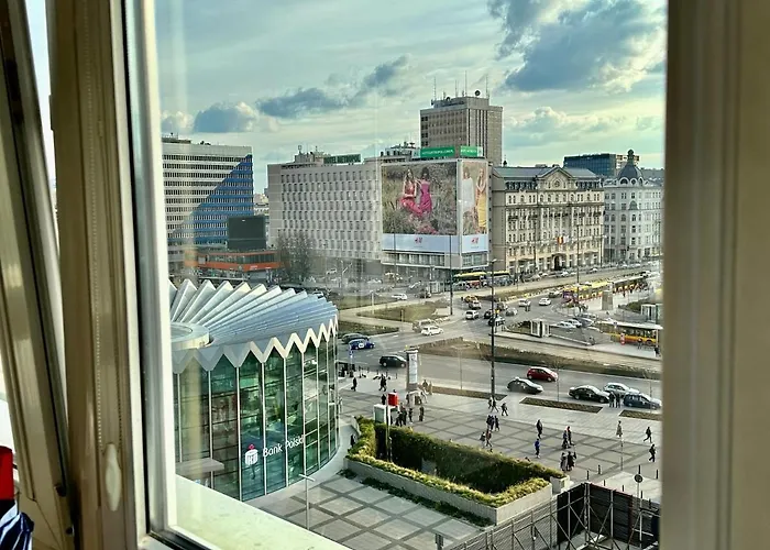 View Metro Wifi 1gb 80'tv Netflix Disney+ Hbo *